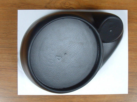 Q Logic Q Forms QL-5001C is for speakers up to 6.5". QL-U5001B is for (Pairs) 5.25" UNIVERSAL MOUNT Enclosures. SPECIFY SIZE