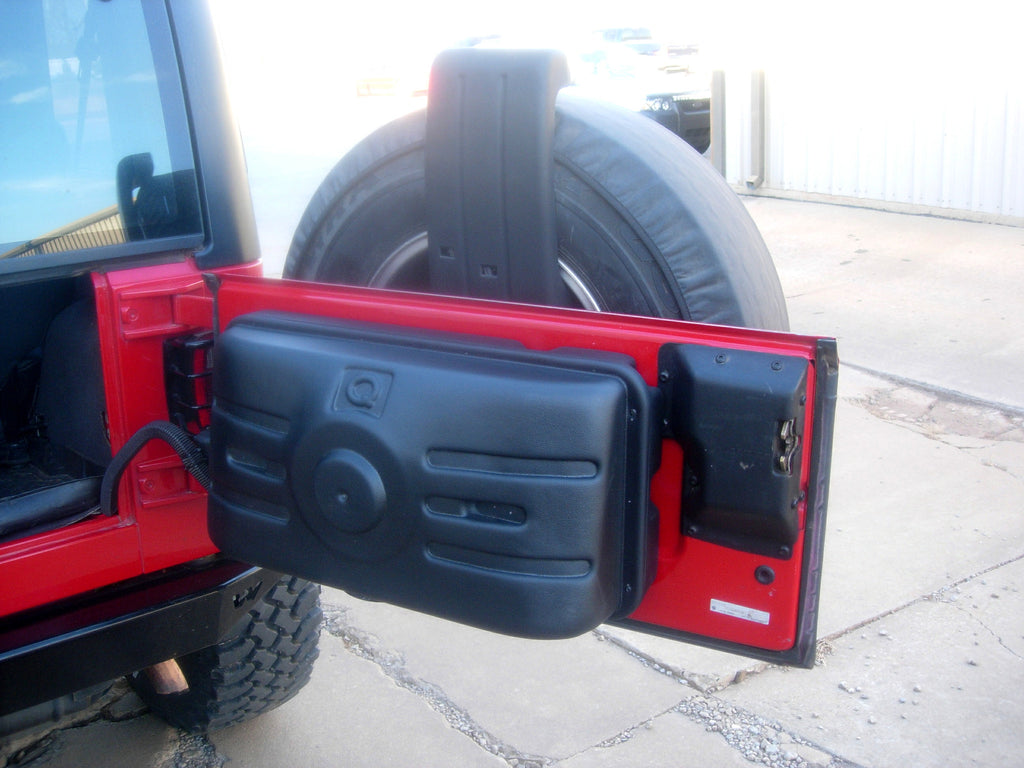 Q Logic Q Customs 97-06 Jeep Wrangler Single 10' Sub Box | Q Logic Enclosures